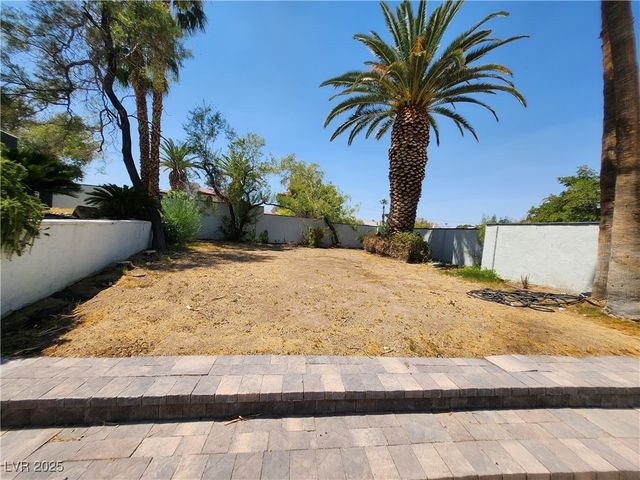 3131 East Katie Avenue, Las Vegas, NV 89121