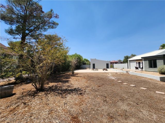 3131 East Katie Avenue, Las Vegas, NV 89121