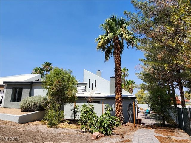 3131 East Katie Avenue, Las Vegas, NV 89121