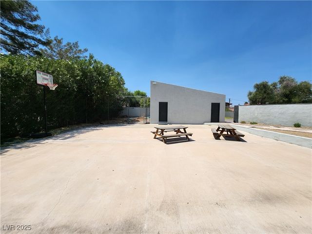 3131 East Katie Avenue, Las Vegas, NV 89121