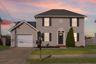 7145 Legacy Dr, Antioch, TN 37013