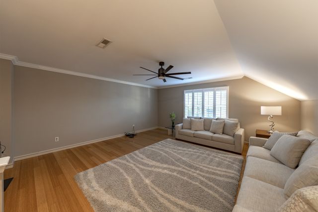 737 Cedar Crest Dr, Nashville, TN 37209