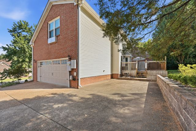 737 Cedar Crest Dr, Nashville, TN 37209