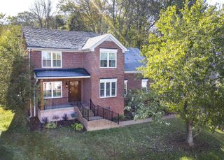 737 Cedar Crest Dr, Nashville, TN 37209