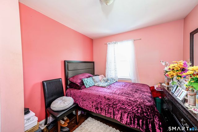 150 Moffitt Street, Bridgeport, CT 06610