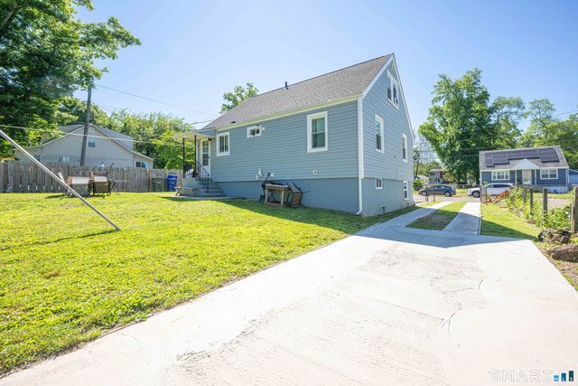 150 Moffitt Street, Bridgeport, CT 06610