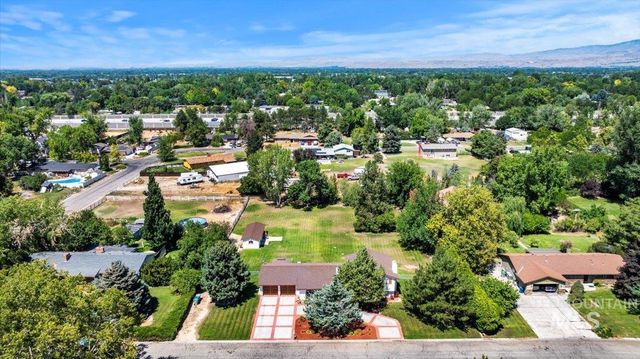 10210 W Hackamore Dr, Boise, ID 83709