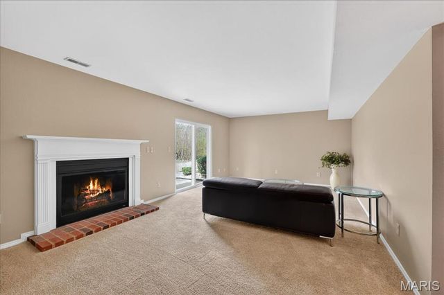 1045 Woodlake Village Drive, Chesterfield, MO 63141