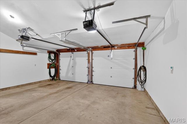 1045 Woodlake Village Drive, Chesterfield, MO 63141