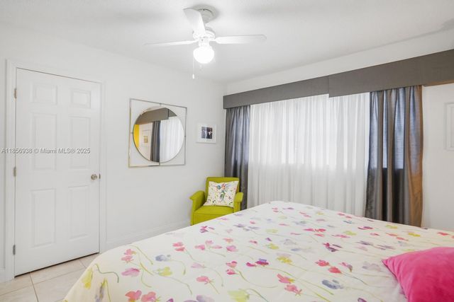 5102 NW 36th St 511, Lauderdale Lakes, FL 33319