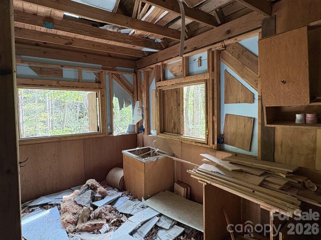 999999 Harwood Road, Barnardsville, NC 28709