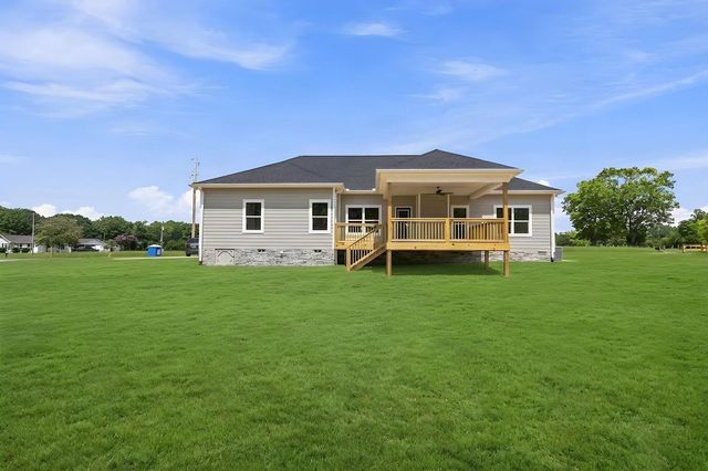 2973 Lights Chapel Rd, Greenbrier, TN 37073