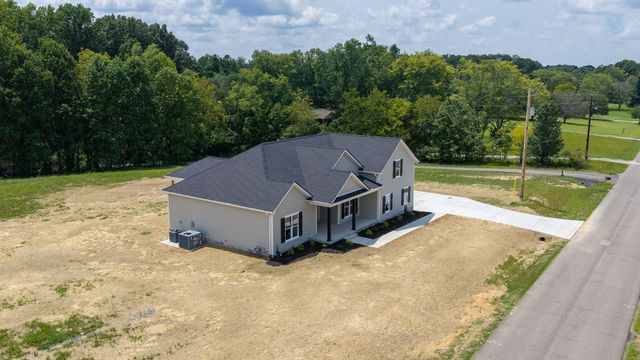 2973 Lights Chapel Rd, Greenbrier, TN 37073