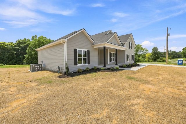 2973 Lights Chapel Rd, Greenbrier, TN 37073