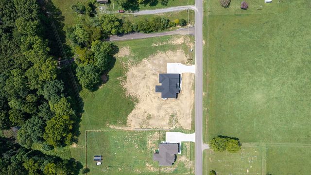 2973 Lights Chapel Rd, Greenbrier, TN 37073