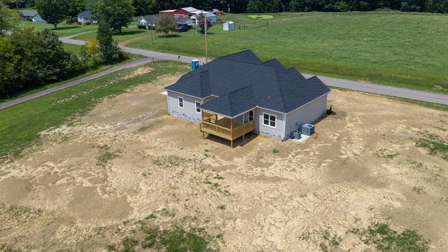 2973 Lights Chapel Rd, Greenbrier, TN 37073