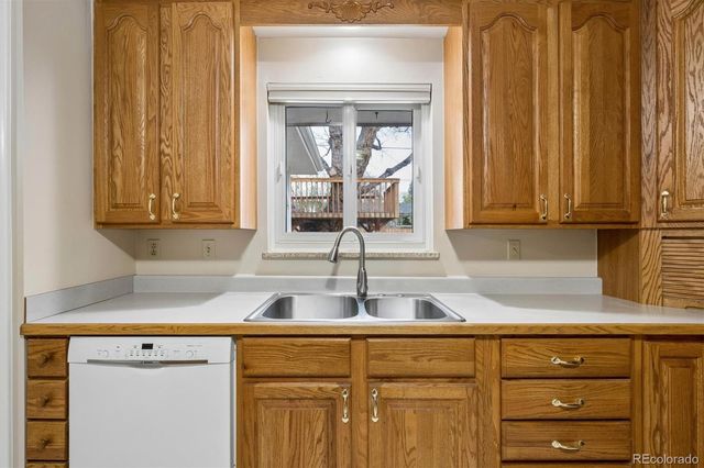 2772 S Depew Street, Denver, CO 80227