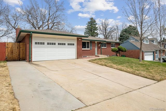 2772 S Depew Street, Denver, CO 80227