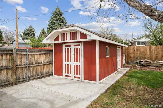 2772 S Depew Street, Denver, CO 80227