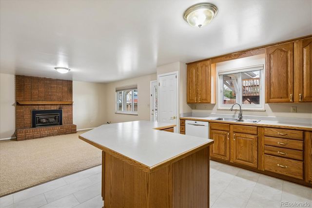 2772 S Depew Street, Denver, CO 80227