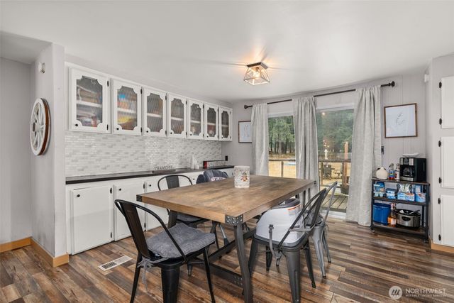 19121 Elderberry Street SW, Rochester, WA 98579