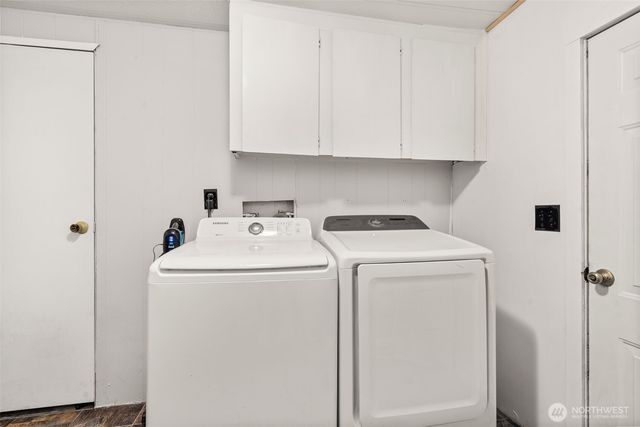 19121 Elderberry Street SW, Rochester, WA 98579