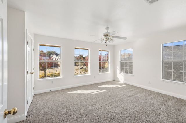 2824 Greenway Drive, Burleson, TX 76028