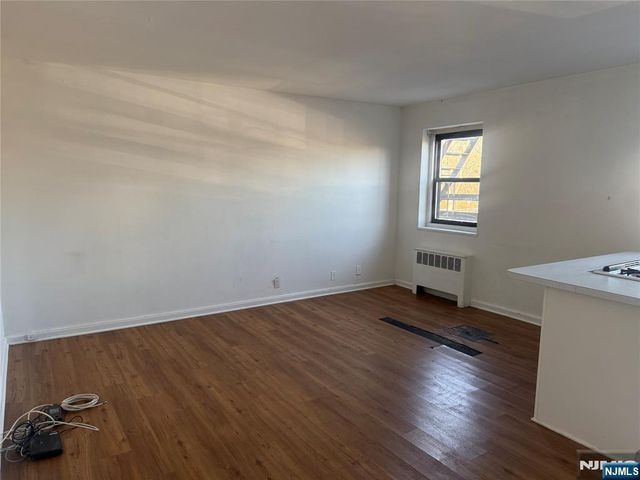 2333 Hudson Terrace, Fort Lee, NJ 07024