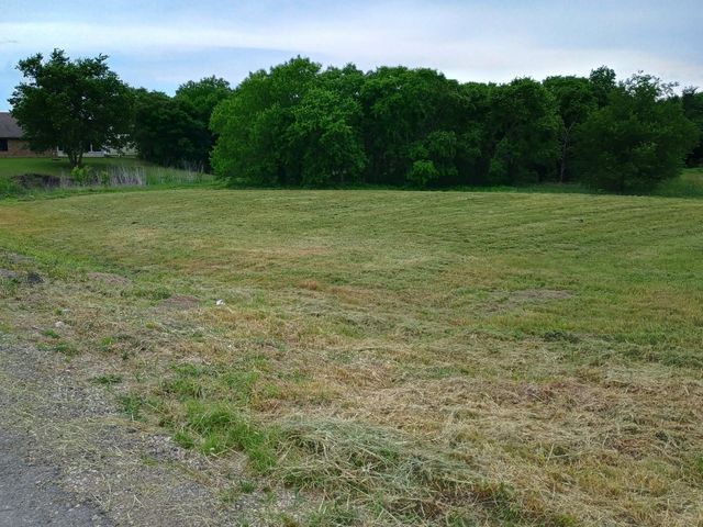 7055 Star Trail, Crandall, TX 75114