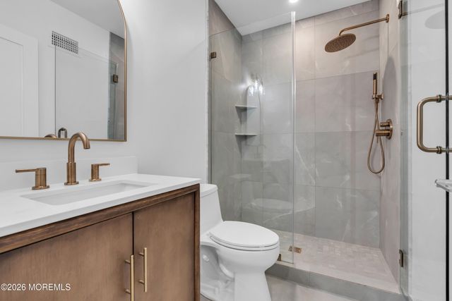 38 Coolidge Place, West Long Branch, NJ 07764