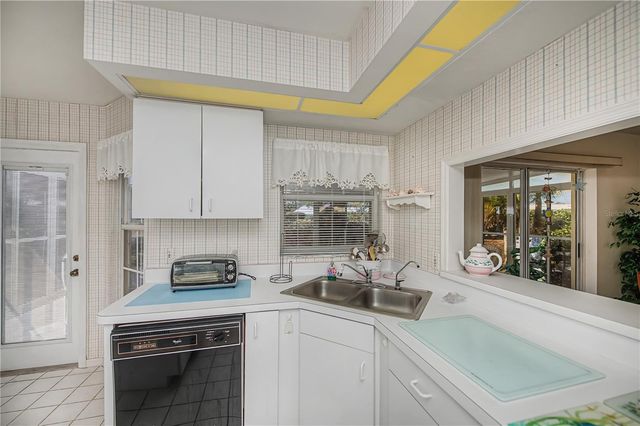 711 BRIGHTSIDE CRESCENT DRIVE, Venice, FL 34293