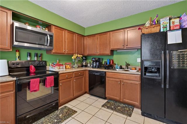 2129 Pier Point PL, Virginia Beach, VA 23455