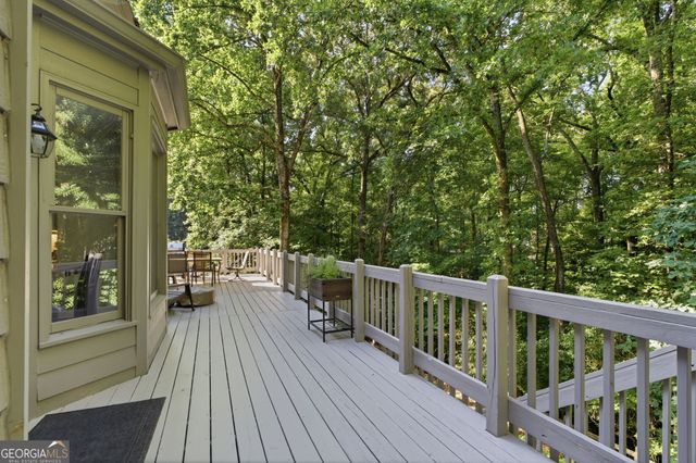 835 Forestwalk Drive, Suwanee, GA 30024