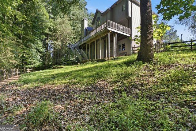 835 Forestwalk Drive, Suwanee, GA 30024