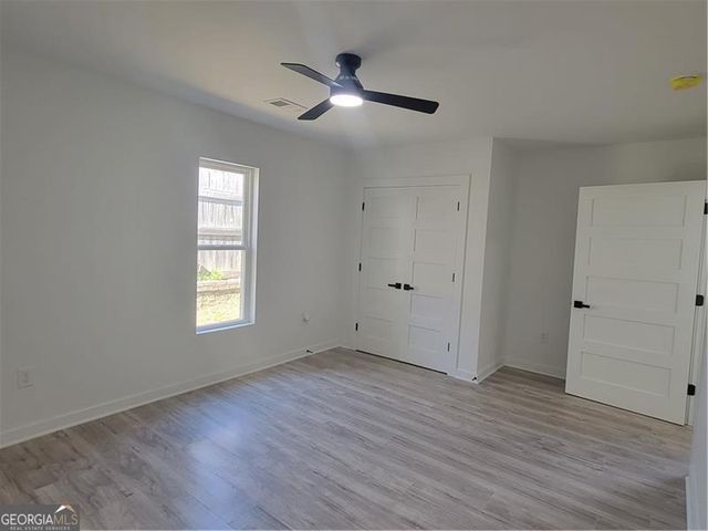 172 S Thomas Street, Elberton, GA 30635