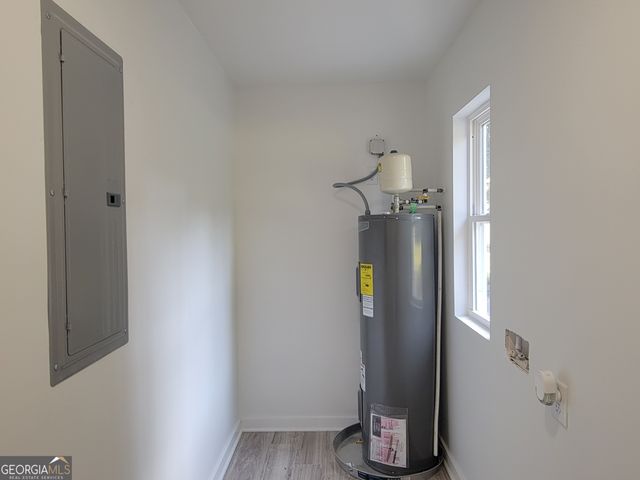 172 S Thomas Street, Elberton, GA 30635