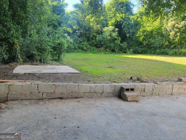 172 S Thomas Street, Elberton, GA 30635