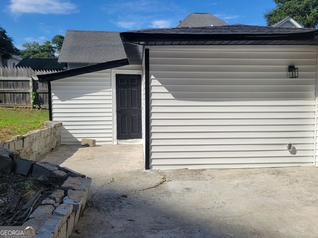 172 S Thomas Street, Elberton, GA 30635