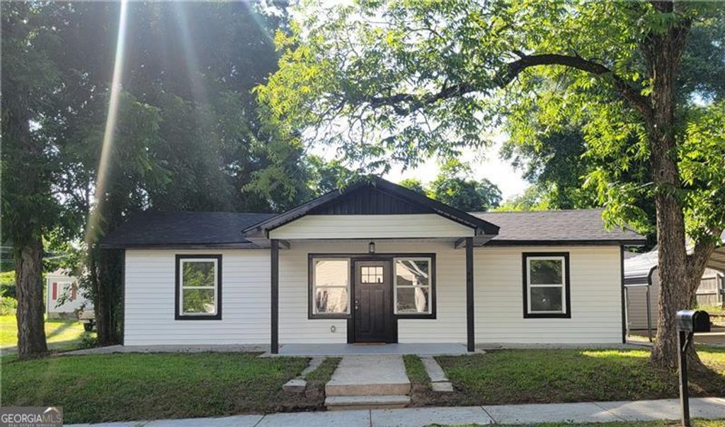 172 S Thomas Street, Elberton, GA 30635
