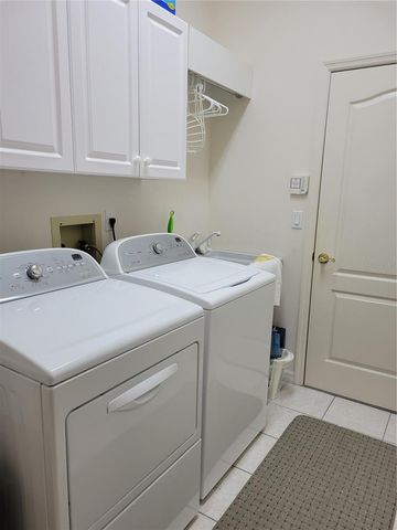 6826 WINSLOW STREET, Sarasota, FL 34243