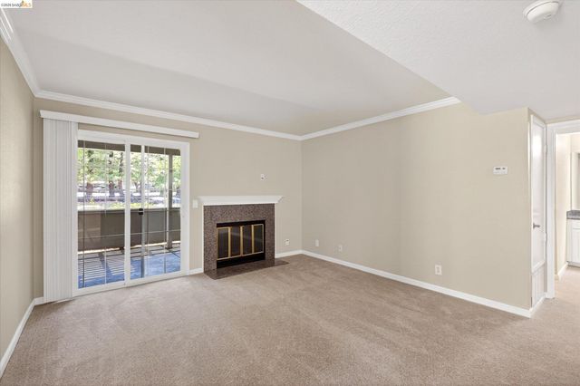 660 Canyon Oaks Dr B, Oakland, CA 94605