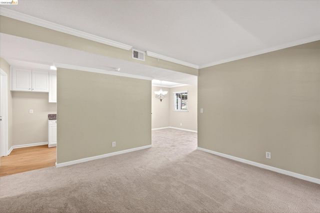 660 Canyon Oaks Dr B, Oakland, CA 94605
