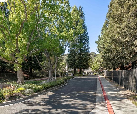 660 Canyon Oaks Dr B, Oakland, CA 94605