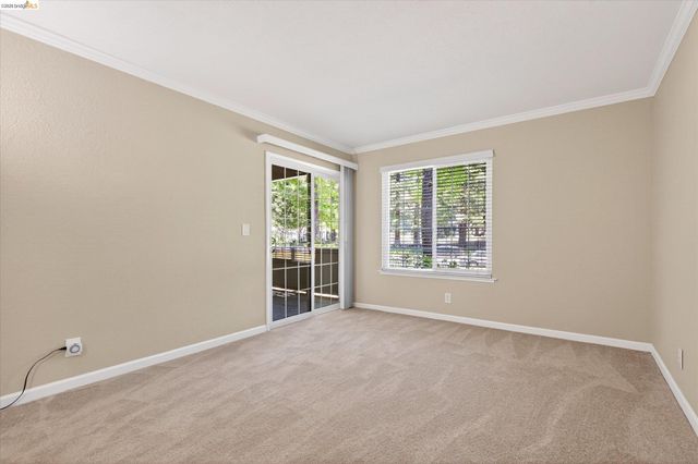 660 Canyon Oaks Dr B, Oakland, CA 94605