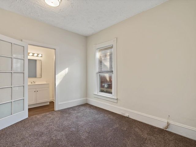 2413 11th Avenue A, Moline, IL 61265