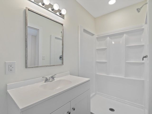 2413 11th Avenue A, Moline, IL 61265