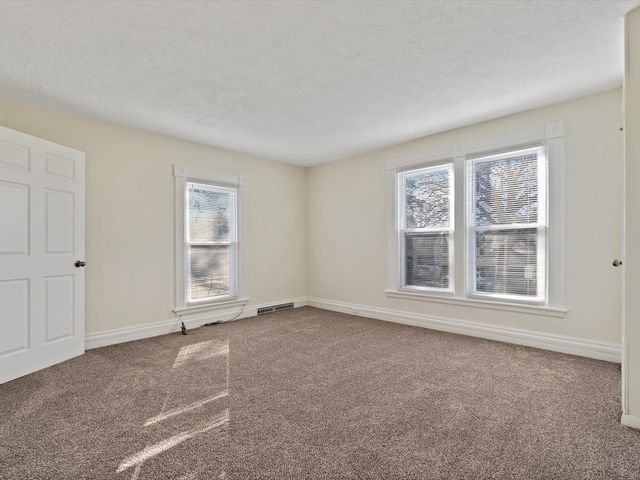 2413 11th Avenue A, Moline, IL 61265