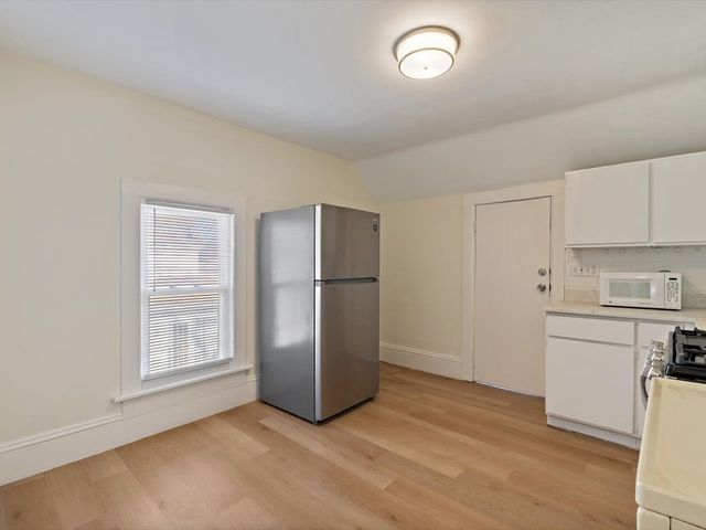 2413 11th Avenue A, Moline, IL 61265