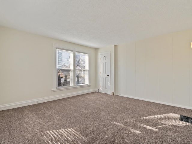 2413 11th Avenue A, Moline, IL 61265