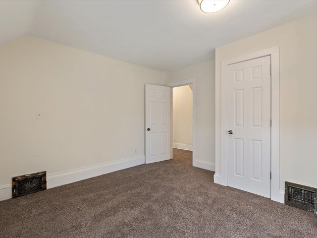 2413 11th Avenue A, Moline, IL 61265